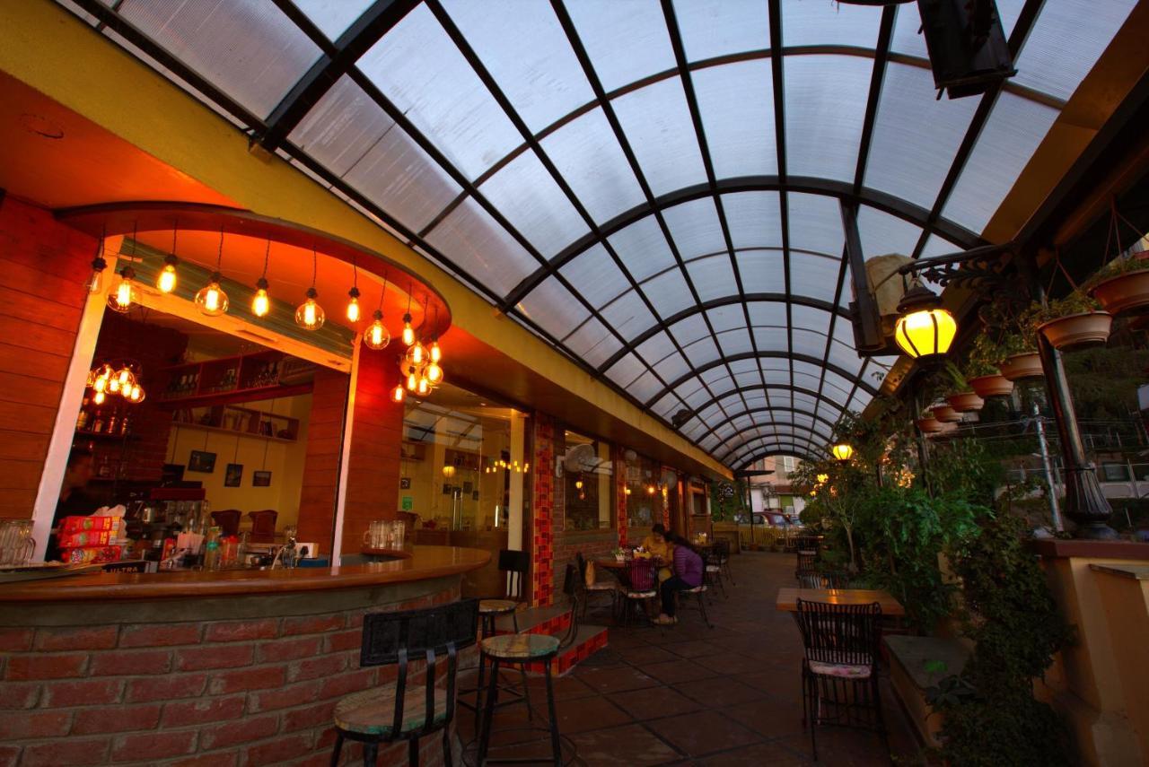Hotel Willow Banks - Boutique 4 Star Hotel On The Mall Road Shimla Exterior foto